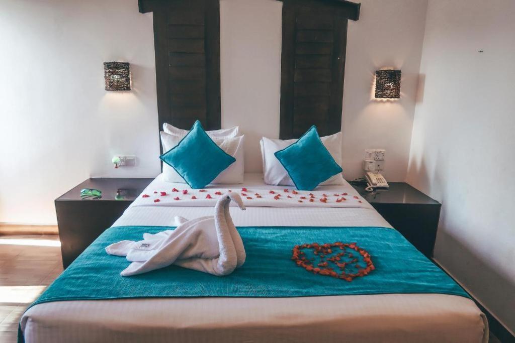 ซันไชน์ รีสอร์ต แอนด์ สปา Hotel สิกิริยา ภายนอก รูปภาพ