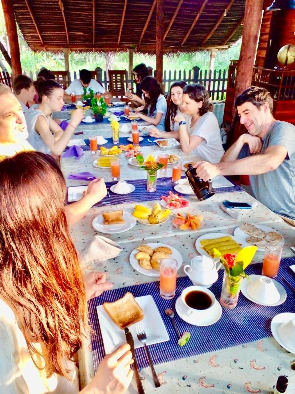 ซันไชน์ รีสอร์ต แอนด์ สปา Hotel สิกิริยา ภายนอก รูปภาพ