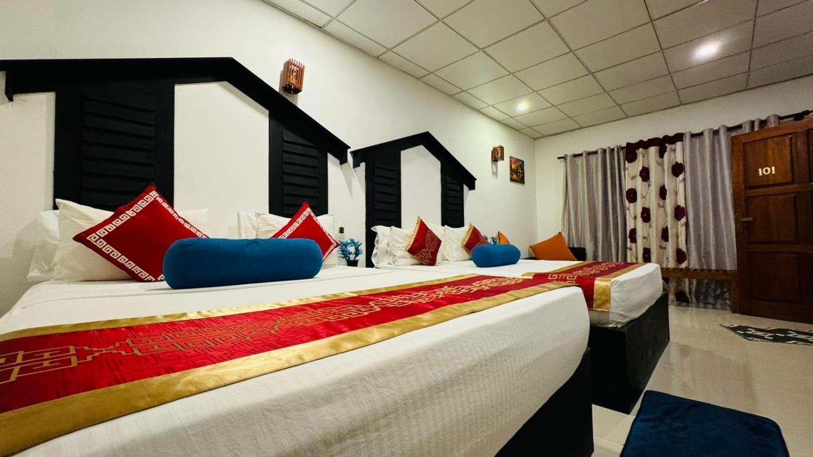 ซันไชน์ รีสอร์ต แอนด์ สปา Hotel สิกิริยา ภายนอก รูปภาพ