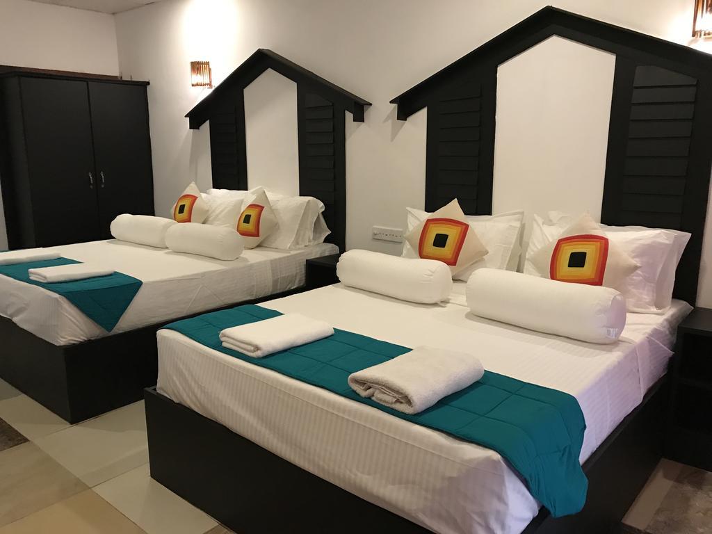 ซันไชน์ รีสอร์ต แอนด์ สปา Hotel สิกิริยา ภายนอก รูปภาพ
