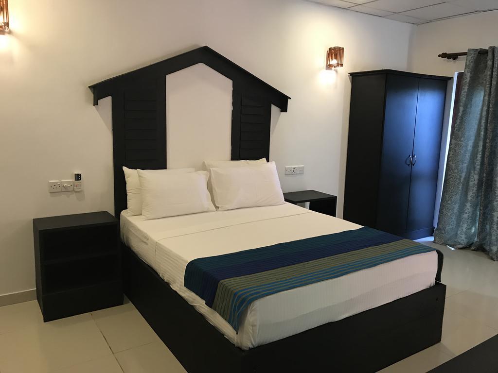 ซันไชน์ รีสอร์ต แอนด์ สปา Hotel สิกิริยา ภายนอก รูปภาพ