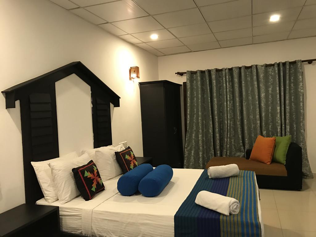ซันไชน์ รีสอร์ต แอนด์ สปา Hotel สิกิริยา ภายนอก รูปภาพ